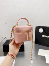 Load image into Gallery viewer, Small Circle C Bag
