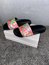 Load image into Gallery viewer, Pink Blossom Sliders
