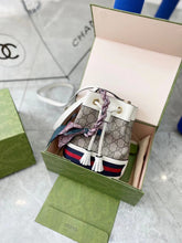 Load image into Gallery viewer, Bucket Bag
