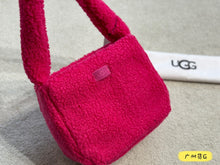 Load image into Gallery viewer, Fluffy Ugg Bag
