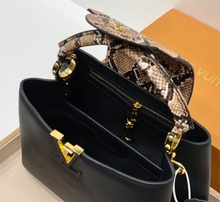 Load image into Gallery viewer, Snake Paint Leather Bag
