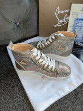 Load image into Gallery viewer, Pink/Silver High Diamond Trainers
