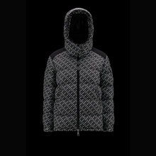 Load image into Gallery viewer, Mon Thick Coat
