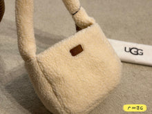 Load image into Gallery viewer, Fluffy Ugg Bag
