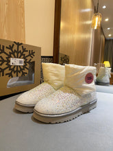 Load image into Gallery viewer, Glittery Ugg Boots
