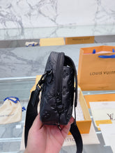 Load image into Gallery viewer, Black Leather Phone Bag
