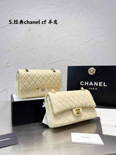 Load image into Gallery viewer, Leather C Shoulder Bag
