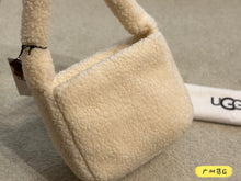 Load image into Gallery viewer, Fluffy Ugg Bag
