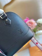 Load image into Gallery viewer, Plain Black Alma Bag
