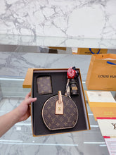 Load image into Gallery viewer, Louie Chapeau Bag Set
