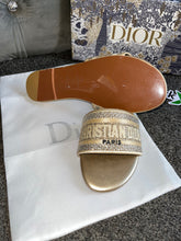 Load image into Gallery viewer, Gold Diamond Paris Sandals
