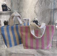 Load image into Gallery viewer, Strip Beach Bag
