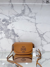 Load image into Gallery viewer, Leather Cross Bag
