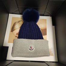Load image into Gallery viewer, Bobble Winter Hat
