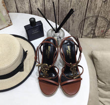 Load image into Gallery viewer, Wedge Heels
