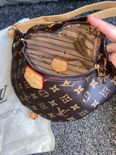 Load image into Gallery viewer, Original Bumbag
