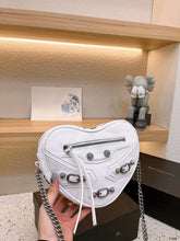 Load image into Gallery viewer, Heart Leather Bag
