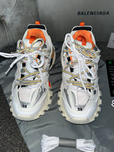 Load image into Gallery viewer, White &amp; Orange Track Trainers
