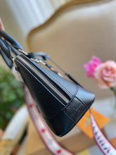 Load image into Gallery viewer, Plain Black Alma Bag
