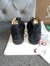 Load image into Gallery viewer, Black Leather Studded High Trainers
