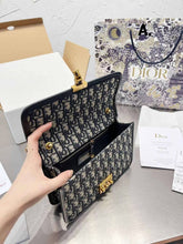 Load image into Gallery viewer, Chain Paris Shoulder Bag
