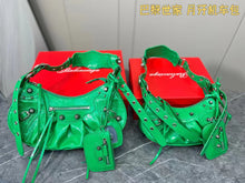 Load image into Gallery viewer, Green Shoulder Bag
