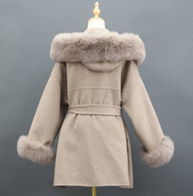 Load image into Gallery viewer, Short Fur Coat
