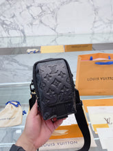 Load image into Gallery viewer, Black Leather Phone Bag
