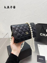 Load image into Gallery viewer, Leather C Pearl Bag
