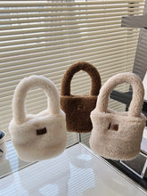Load image into Gallery viewer, Fluffy Ugg Bag
