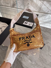 Load image into Gallery viewer, Sparky Pra Handbag
