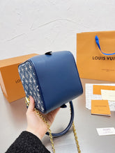 Load image into Gallery viewer, Denim Square Bag
