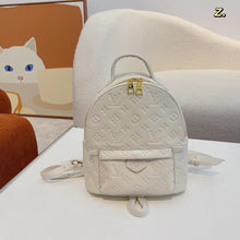 Load image into Gallery viewer, Louie Back Pack
