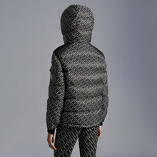 Load image into Gallery viewer, Mon Thick Coat

