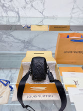 Load image into Gallery viewer, Black Leather Phone Bag

