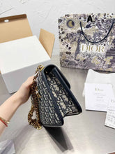 Load image into Gallery viewer, Chain Paris Shoulder Bag
