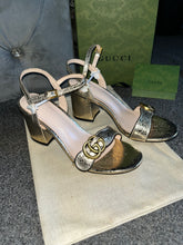 Load image into Gallery viewer, Gold G Heels
