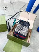 Load image into Gallery viewer, Bucket Bag
