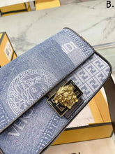 Load image into Gallery viewer, Jean Versus Bag
