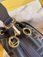 Load image into Gallery viewer, Brown Shinny Bucket Bag
