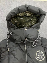 Load image into Gallery viewer, Mens Winter Coat

