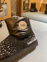 Load image into Gallery viewer, Glittery Ugg Boots

