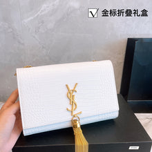 Load image into Gallery viewer, Saint Snake Print Bag
