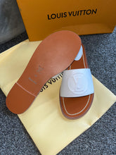 Load image into Gallery viewer, White Sandals
