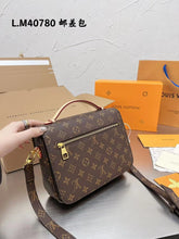 Load image into Gallery viewer, Leather Bag
