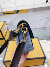 Load image into Gallery viewer, Jean Versus Bag
