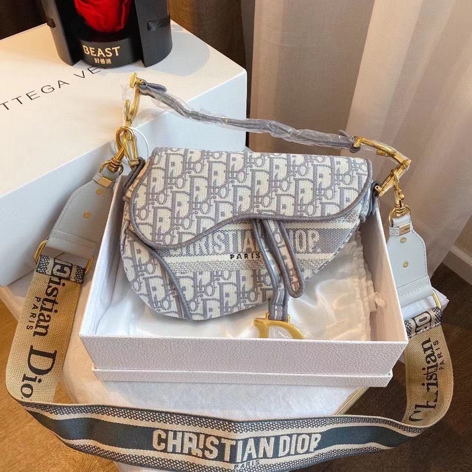 Small Sandle Bag