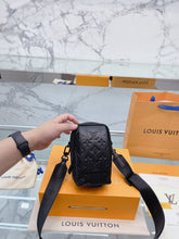 Load image into Gallery viewer, Black Leather Phone Bag
