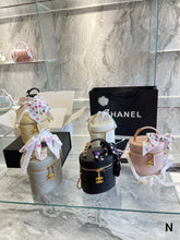 Load image into Gallery viewer, Circle Leather Bag
