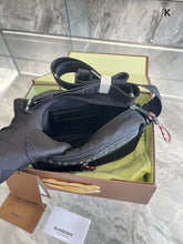 Load image into Gallery viewer, Burbe Unisex Bag
